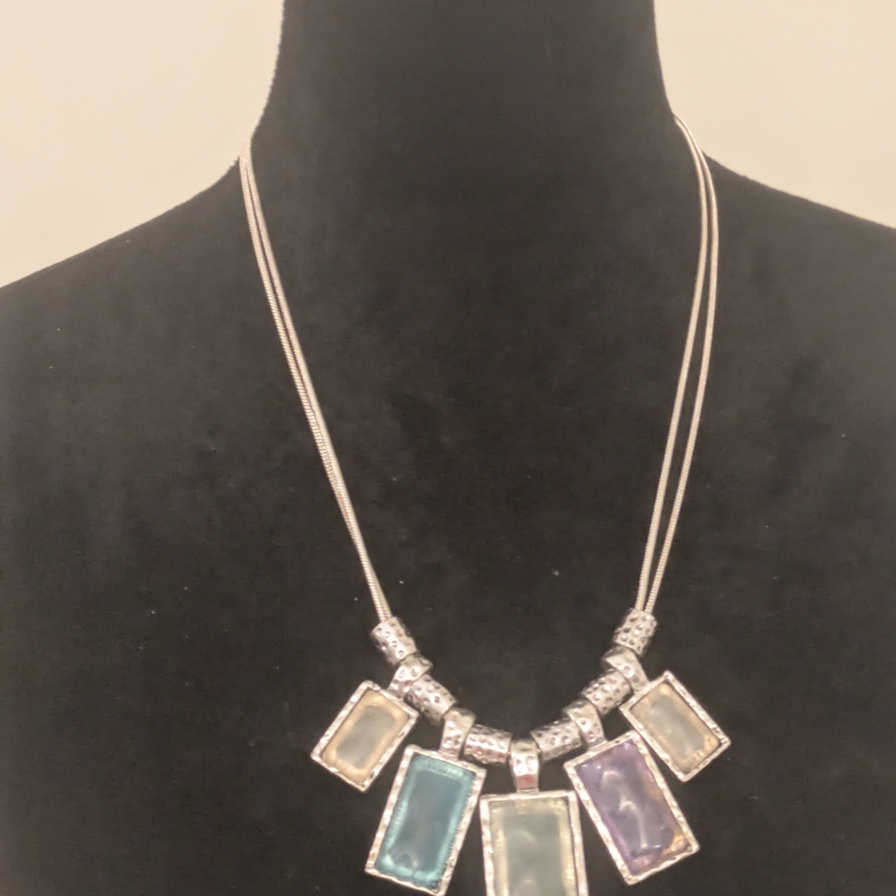 Vintage Silver Tone Necklace with Multicolor Lucite Sea Gemstones 12"